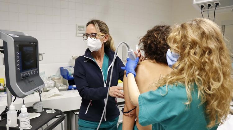 Sanidad activa un plan integral para mejorar la atención a las personas con dolor crónico en la Comunitat Valenciana