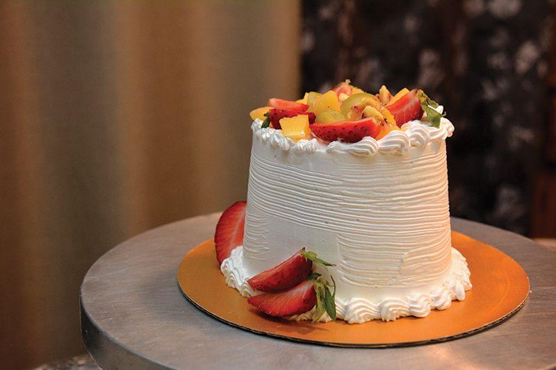 Grub: Diwali Dessert – Fresh Mixed Fruit & Whipped Cream Cake