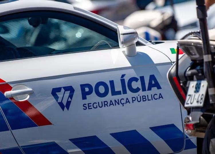 Tia e avó de adolescente brasileiro que matou a mãe em Portugal querem a guarda da irmã dele, diz jornal