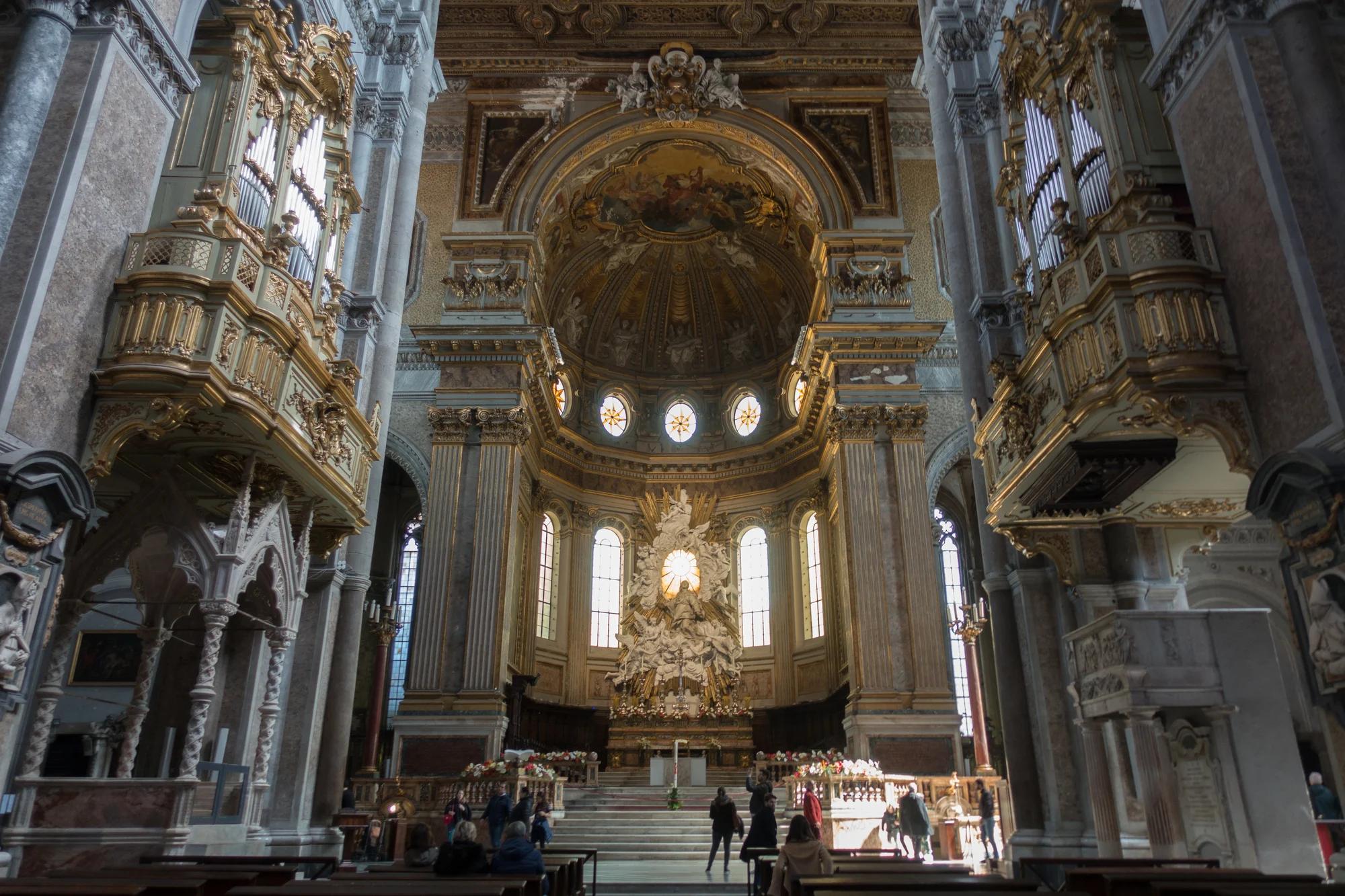 San Gennaro, la Diocesi di Vallo della Lucania offre l’olio votivo a Napoli: il programma