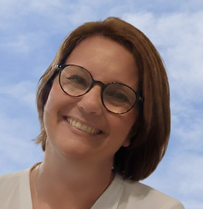 Julia ULLOA SANZO
