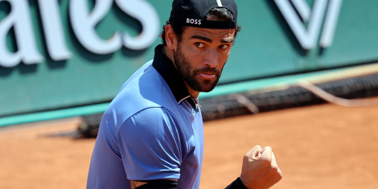Roland Garros, Berrettini è un leone! Sotto due set a uno rimonta e vince il supertiekreak annullando match point