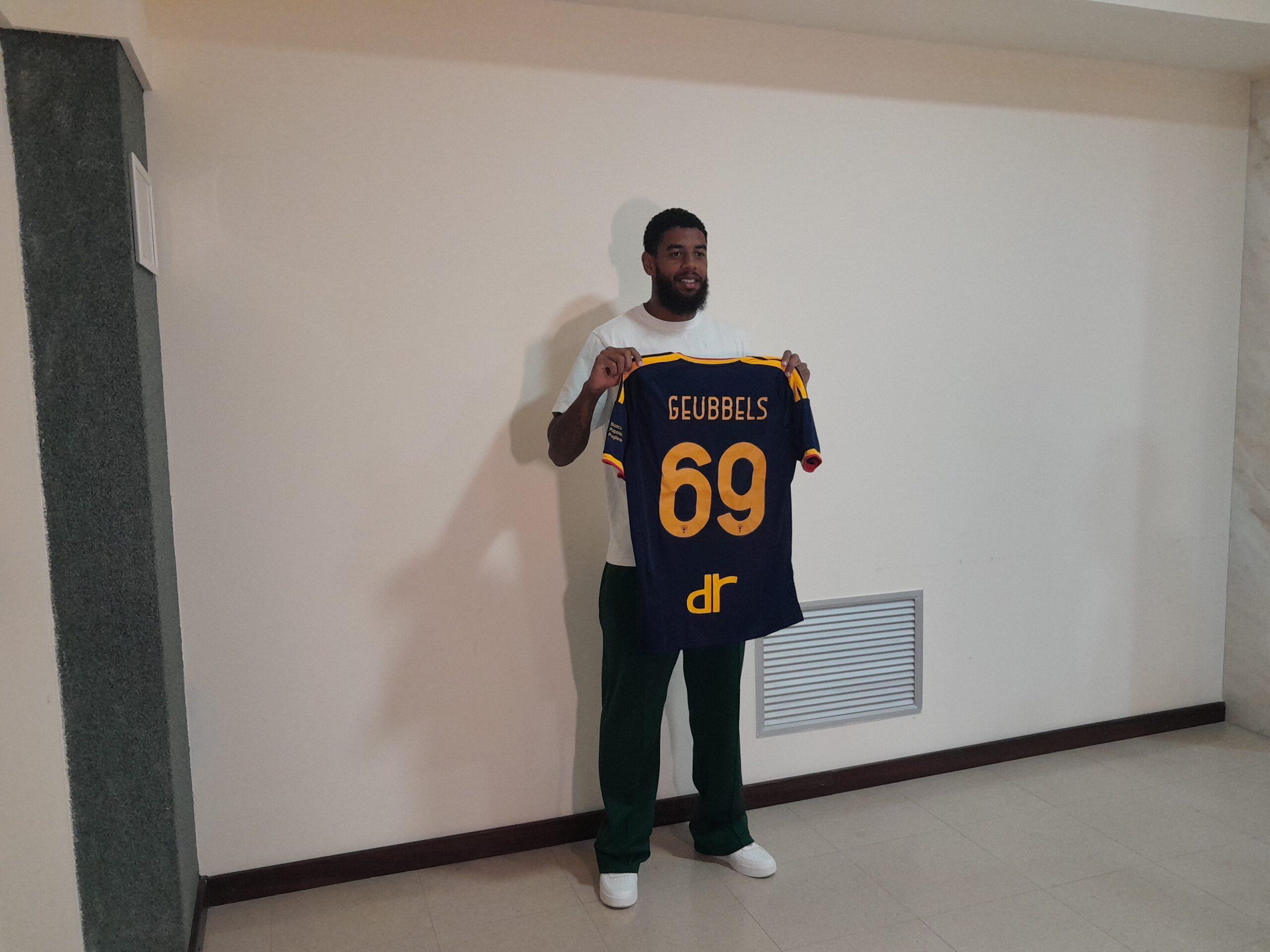 Lecce, Geubbels: “Sono impaziente di iniziare”