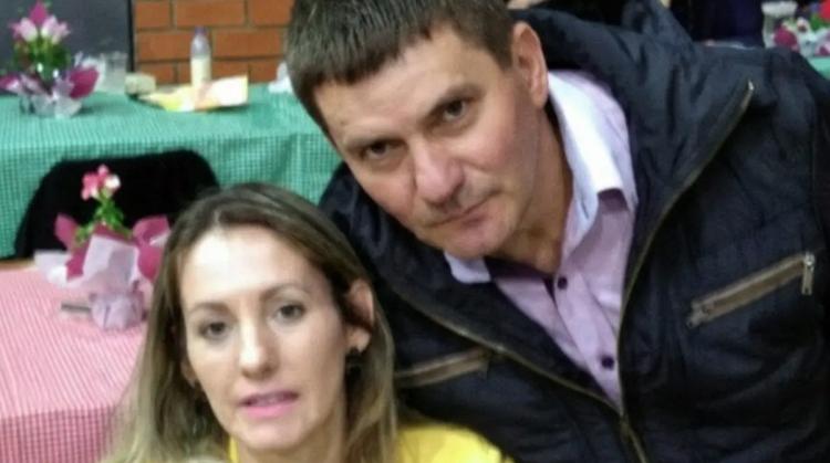 Faca manchada é encontrada e apreendida onde casal separado há dois anos foi achado morto em SC