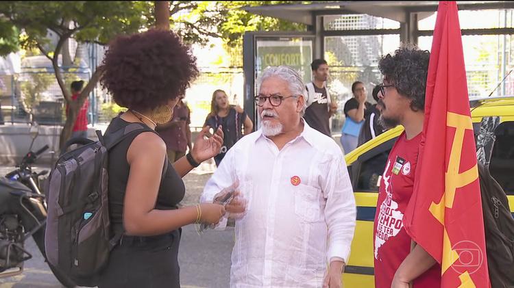 Edmilson Costa, candidato do PCB à Presidência, faz campanha no Rio