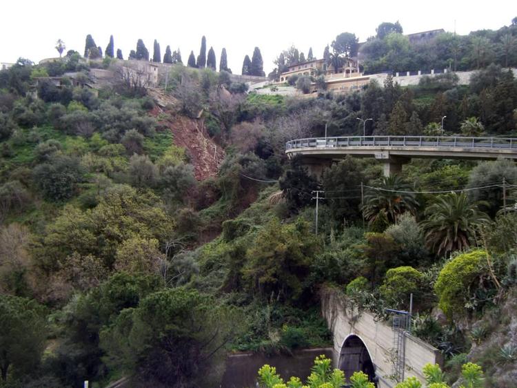 🚧 Oltre un milione di euro per il consolidamento della frana di Costa Don Lappio Un ulteriore risultato per la sicurezz...