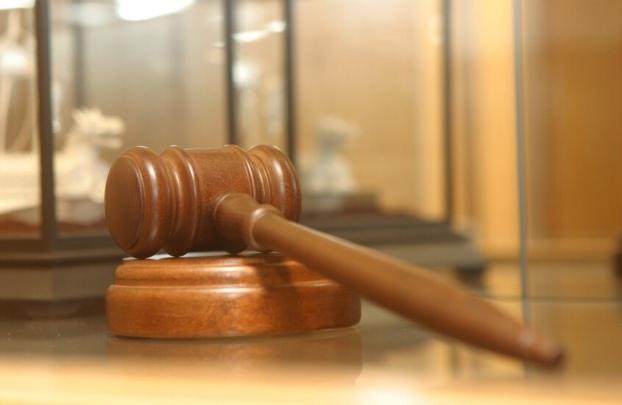 “لسبب صادم”.. القضاء الإيطالي يبرىء امرأة خنقت والدتها العجوز بوشاح حتى الموت