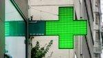 Pharmacie&nbsp;: cartes postales revendicatives