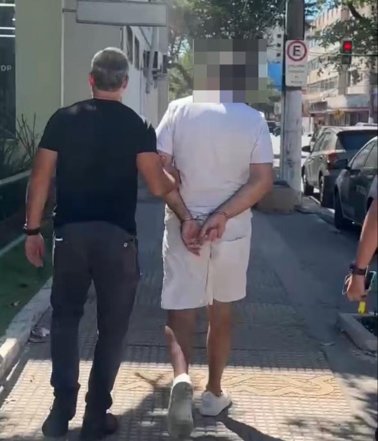 Líder religioso procurado por suspeita de abuso sexual contra fiéis é preso em Volta Redonda