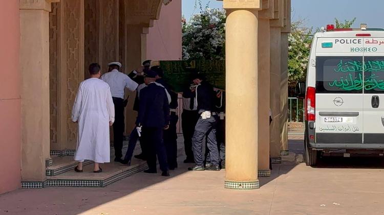 بالصور.. انطلاق مراسيم تشييع والي أمن مراكش السابق الحايل الزيتوني وسط أجواء مهيبة