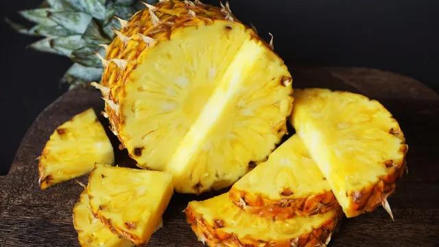 O que acontece com o corpo quando você come abacaxi todos os dias?