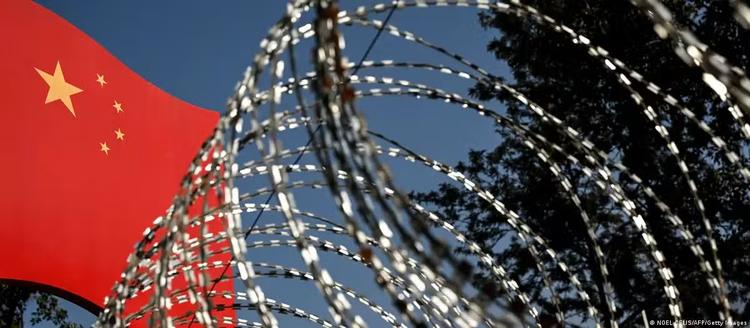 China confirma detenção de americano por suposta espionagem