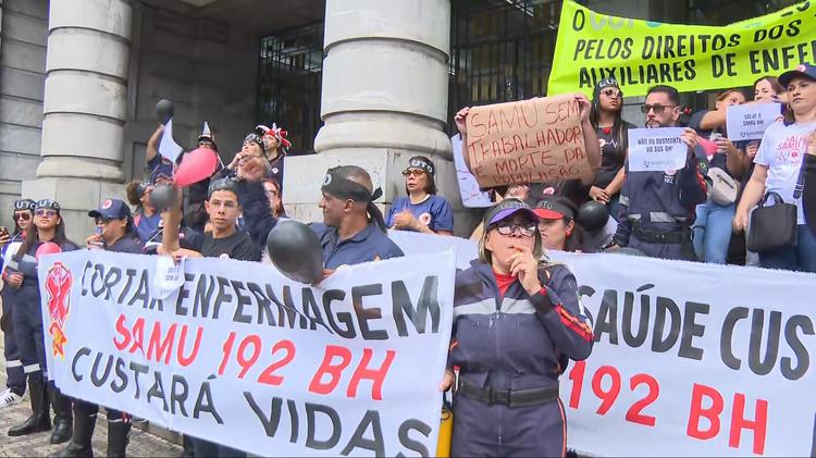 Profissionais do Samu protestam contra cortes e alertam para redução de equipes em BH