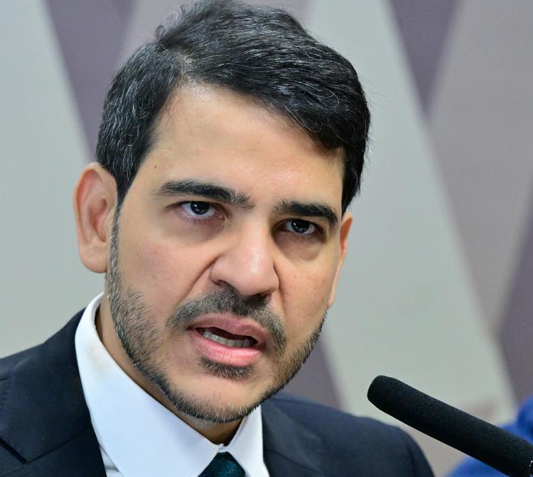 Jorge Messias diz ser contra o aborto em sabatina na CCJ do Senado