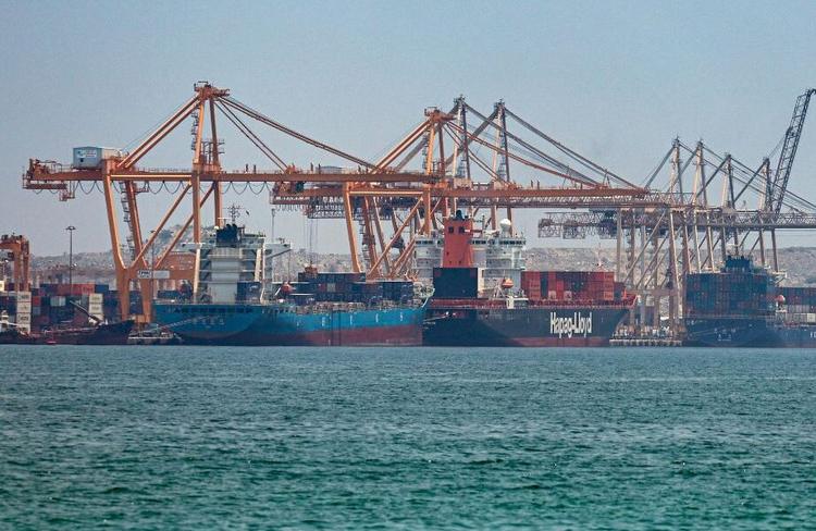 Gli Usa lanciano potenti attacchi contro l'Iran. La replica: "Violato il memorandum, ci saranno ritorsioni"