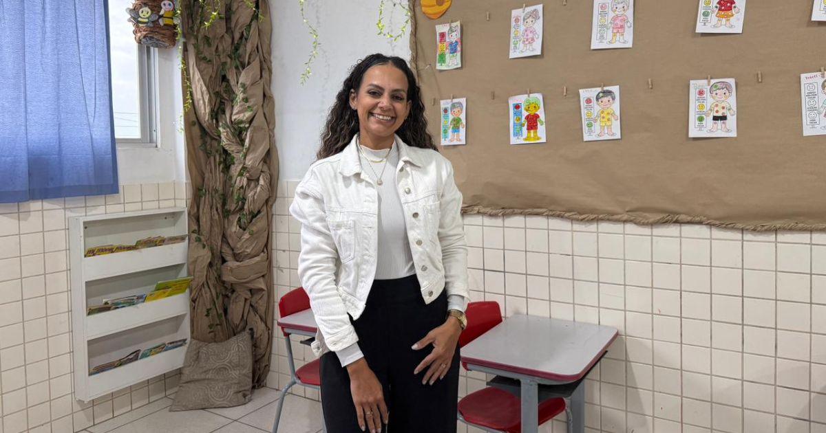 Professora da rede municipal de Itapema conquista prêmio de excelência na educação