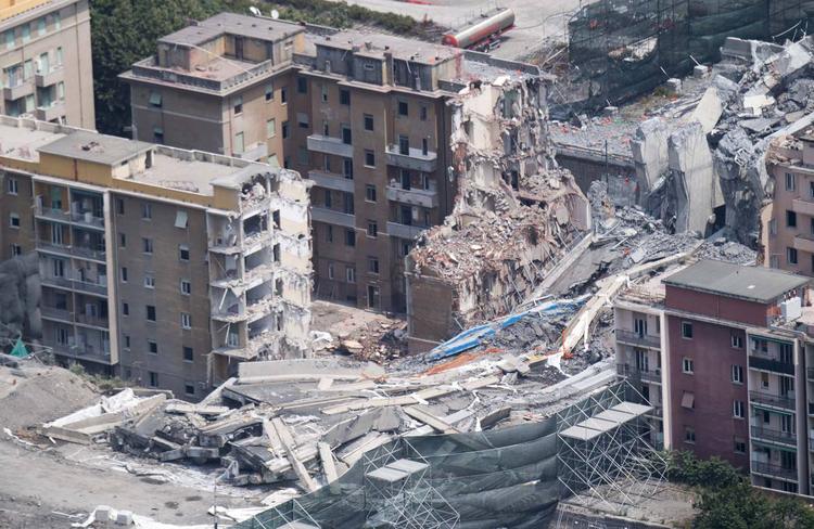 Ponte Morandi, l'ex ad Aspi Castellucci condannato a 12 anni di carcere