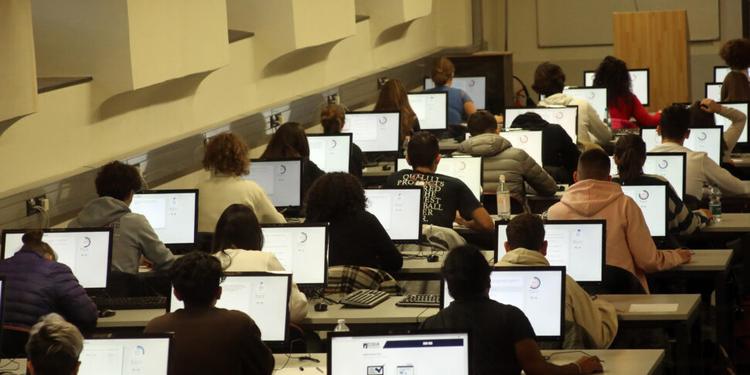 Università, fissate le date dei test d'ammissione nazionali per il 2026-2027 IL CALENDARIO