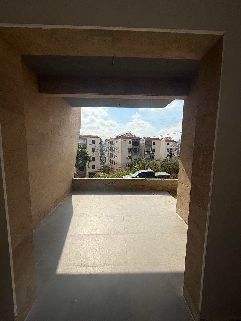 For Sale: Apartment in Daychounieh