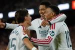 El Madrid baila al Barça en el gol de Mbappé