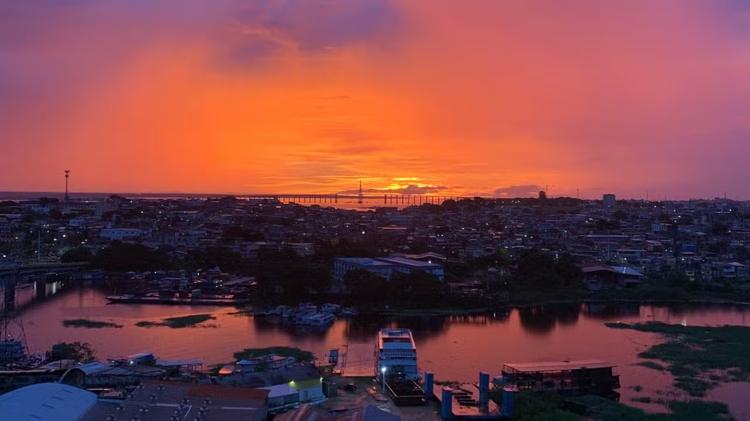 Falta de árvores e excesso de concreto: como ilhas de calor deixam bairros de Manaus mais quentes durante o verão amazônico