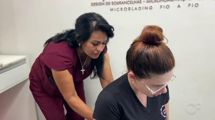 Da informação ao apoio emocional: doulas ganham espaço e têm profissão regulamentada por lei