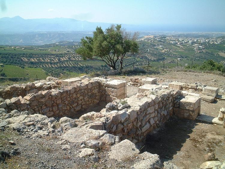 Bronze Age Elites in Greece Wore Rings Made from Meteorite Iron