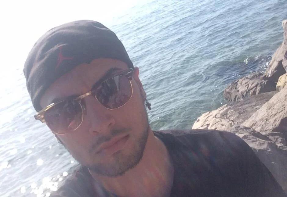 Dolore a Casalnuovo per la morte di Mario Floreale, la giovane vittima dell’incidente sull’Aversana