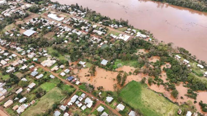 Crecida del Río Uruguay: hay evacuados en Entre Ríos y alertan por el avance de El Niño