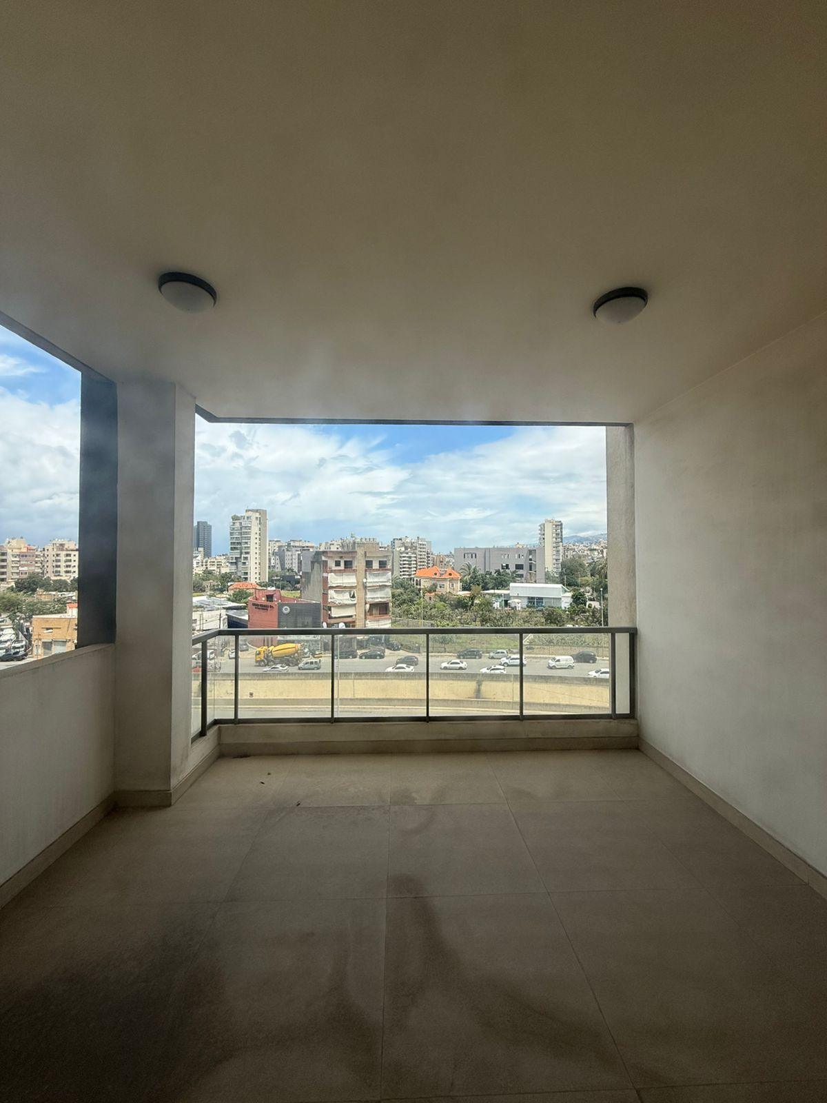 For Sale: Apartment in Jdeideh