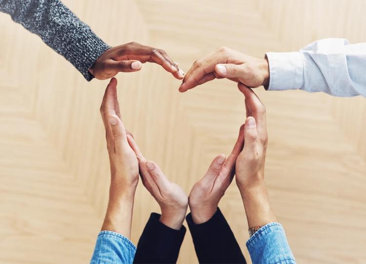 “Amai-vos uns aos outros”: A missão da Igreja e o discipulado marcado pelo amor.