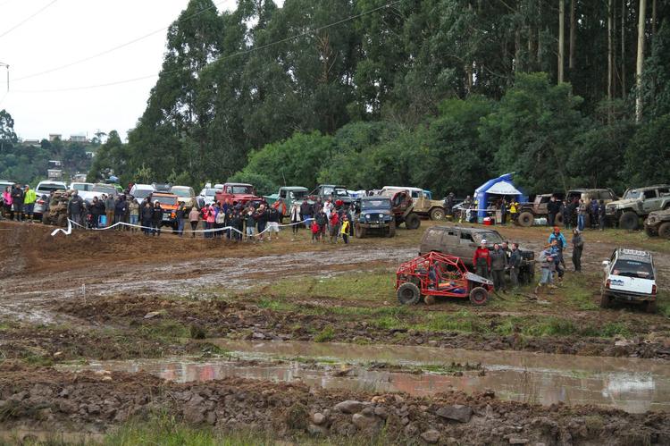 Trilha histórica celebra os 30 anos do Jeep Clube de Farroupilha