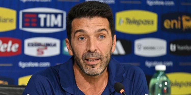 Buffon pone dubbi sulla nuova Italia: «Mancini ottimo, ma per i club. Pirlo “impresentabile”? Una goffa macchinazione politica»