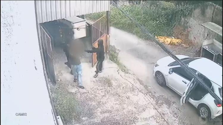 Chefe de quadrilha suspeita de roubar casas de luxo é preso no RJ; residência de vereador foi alvo dos bandidos em Niterói