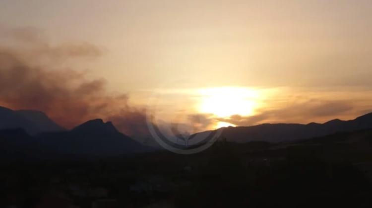 Aude : incendie à Puilaurens, le feu reste actif ce samedi matin