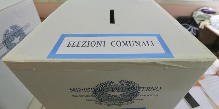 Comune che vai, sindaco (uomo) che trovi: in Calabria pochissime donne candidate