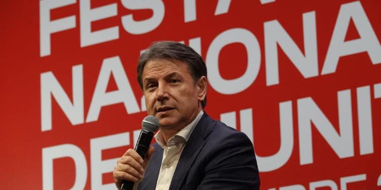 Conte alla Festa dell'Unità: primarie sì, ma il nodo resta Renzi