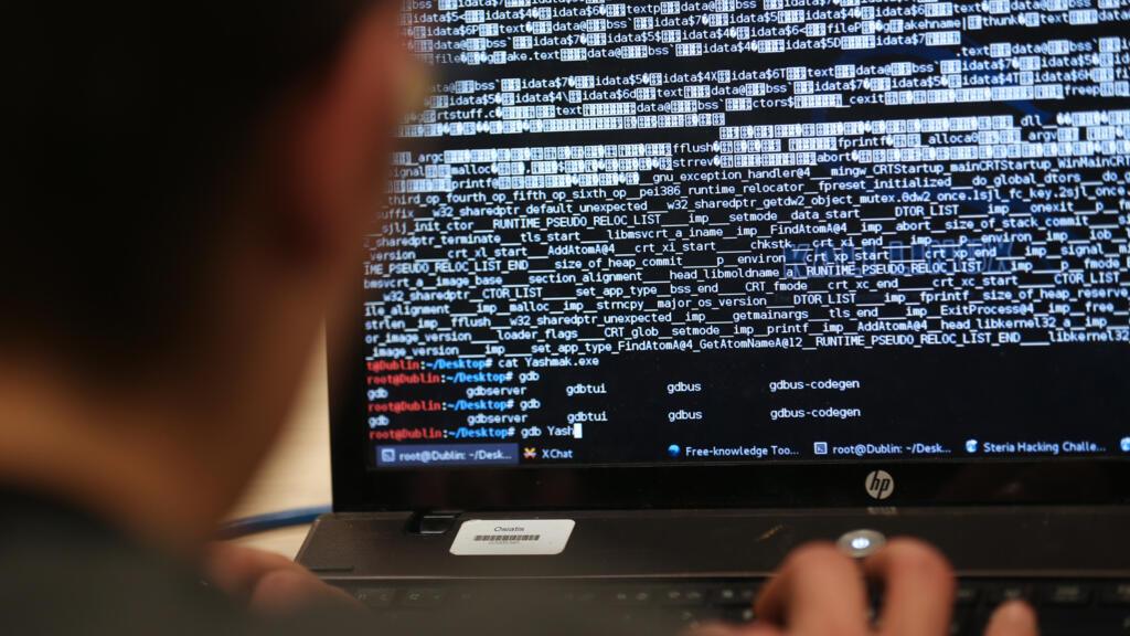 Piratage du fisc : un hackeur de 18&nbsp;ans mis en examen et placé en détention provisoire