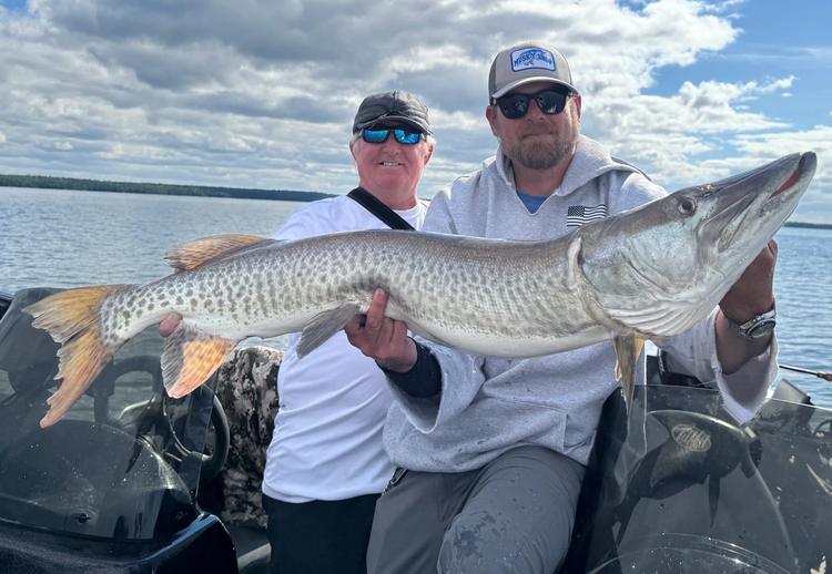 The Art of Muskie Fishing: Reading Water, Weather, and Big Fish Behavior