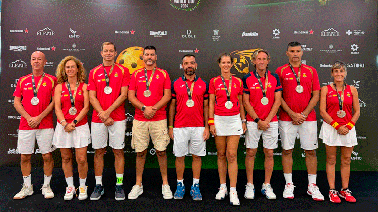 #Aspe: España hace historia en el Mundial de Pickleball con el aspense Esteban Martínez en el combinado nacional