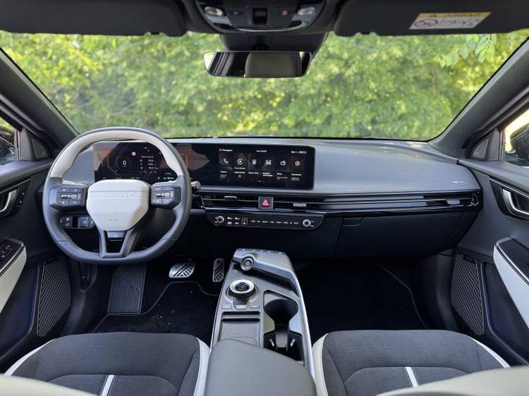 Kia EV6: guarda tutte le foto 4