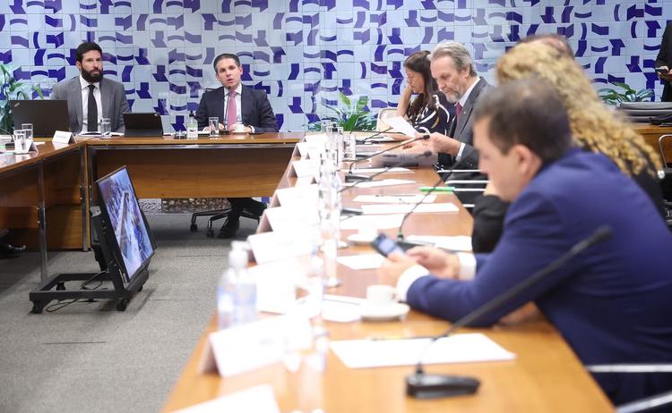 Aliados de Motta fazem contas para mantê-lo na presidência da Câmara e Centrão fala em ‘autopreservação’