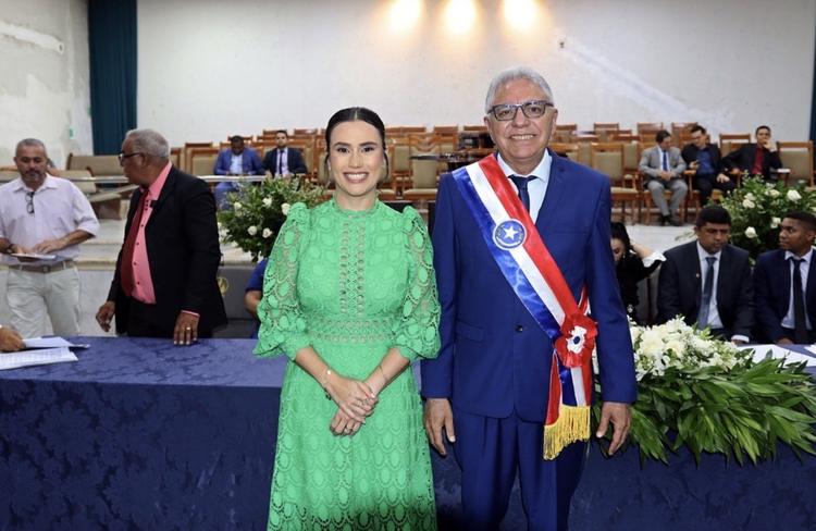 Após morte de prefeito, vice-prefeita Gabi Viana assume comando de Vitorino Freire