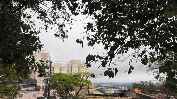 Defesa Civil emite alerta para chuvas fortes, raios, vento e granizo no Alto Tietê