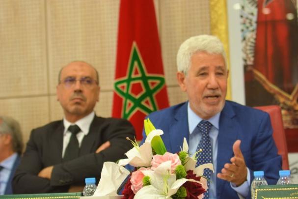 رئيس مجلس جهة فاس يرفع منحة نادي المغرب الفاسي إلى مليار سنتيم