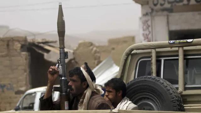 Ataque houthi destrói Airbus no aeroporto da capital da Arábia Saudita