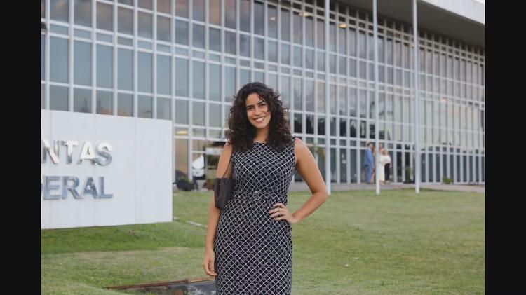 Aos 28 anos, jovem que cresceu no campo é aprovada em dez concursos e vira auditora no DF; conheça a história de Nicolly Gleisy