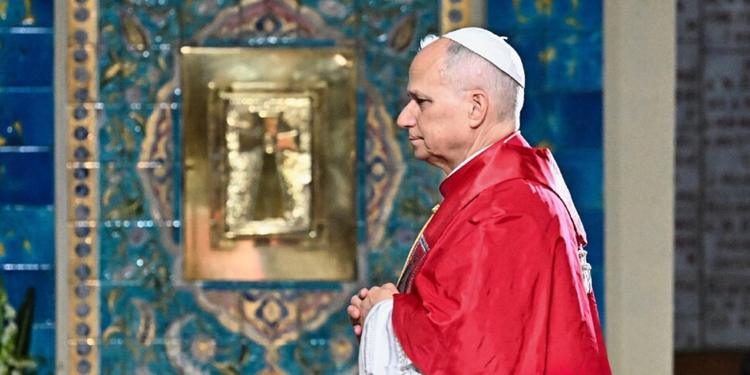 Papa Leone: “Senza legge morale la democrazia diventa tirannia e dominio delle élite tecno-economiche”