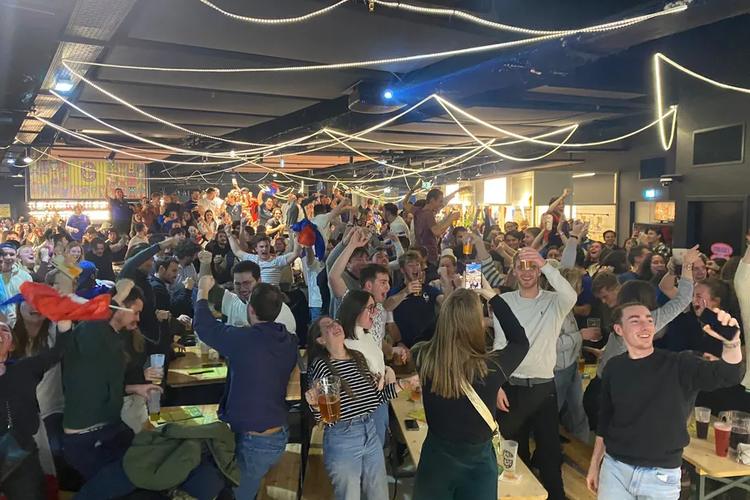 Coupe du monde. Où regarder le match France-Sénégal pour profiter de l'ambiance football, ailleurs que depuis son canapé ?