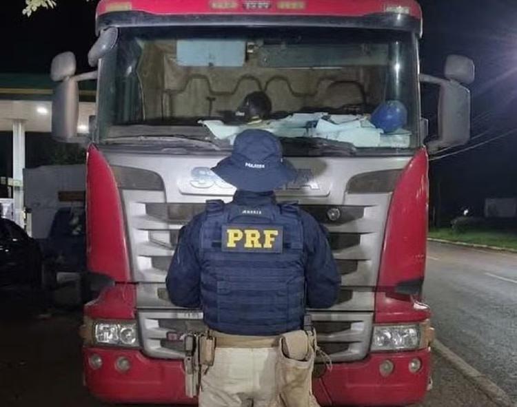 Motorista é preso suspeito de usar placa clonada para fugir de pedágio na BR-163, em Itaituba